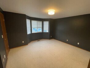 928 NW Quarterdeck Loop in Oak Harbor, WA - Building Photo - Building Photo