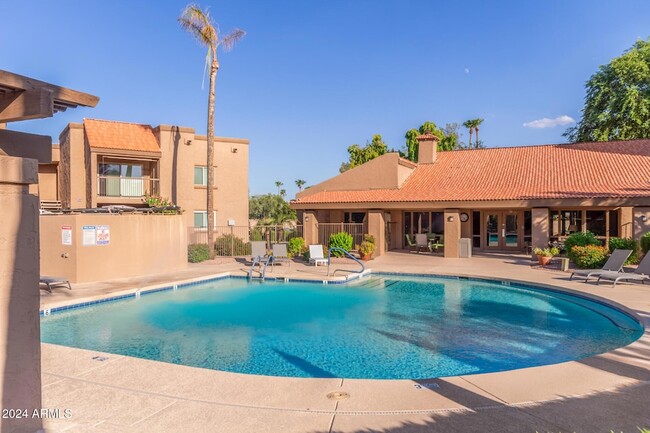 8256 E Arabian Trail, Unit 0331 in Scottsdale, AZ - Building Photo - Building Photo