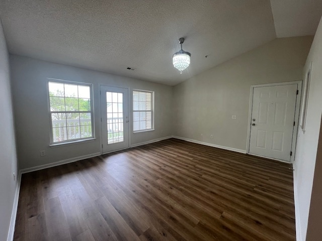 905 Hanahan Ct, Unit 3D in Greensboro, NC - Foto de edificio - Building Photo