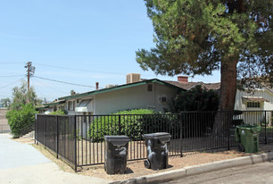 22745-7 Del Valle St in Woodland Hills, CA - Building Photo