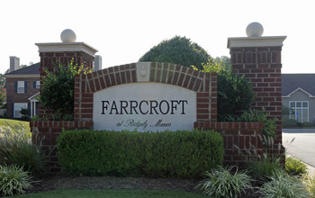 Farrcroft at Ridgely Manor in Virginia Beach, VA - Building Photo - Building Photo