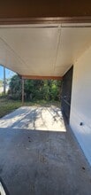 369 Diamond St, Unit Unit B in Deltona, FL - Foto de edificio - Building Photo