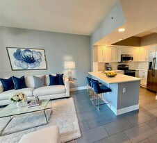 100 N Federal Hwy in Fort Lauderdale, FL - Building Photo