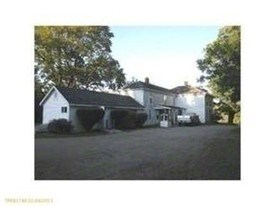 7-11 Riverview Ln in Calais, ME - Building Photo
