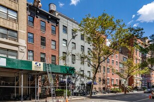 37-39 W 16th St in New York, NY - Building Photo