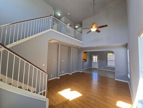 13628 Oystercatcher Dr in Austin, TX - Building Photo - Building Photo