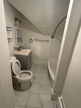 42 Mott St in Fall River, MA - Building Photo - Building Photo