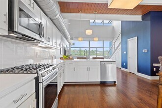 2205 N Lamar Blvd in Austin, TX - Building Photo - Building Photo