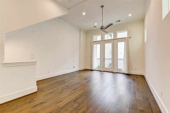 2724 Dolce Oaks Dr in Houston, TX - Foto de edificio - Building Photo