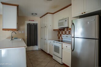 2503 S Jentilly Ln in Tempe, AZ - Building Photo - Building Photo