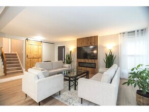 726 Lawler Ave in Wilmette, IL - Building Photo - Building Photo