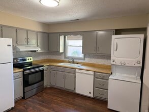 3333 Kendale Dr in Fort Wayne, IN - Building Photo - Building Photo