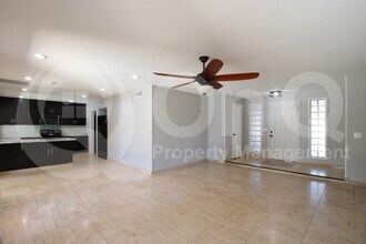 967 W La Jolla Dr in Tempe, AZ - Building Photo - Building Photo