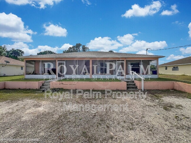 property at 5231 27th St SW