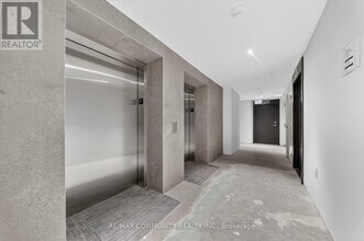 7437 Kingston Rd in Toronto, ON - Building Photo - Building Photo