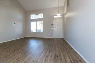 17143 W Elizabeth Ave in Goodyear, AZ - Building Photo - Building Photo