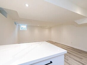 32 Conchita St in Keswick, ON - Building Photo - Building Photo