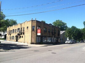 155 Akron St, Unit 6 in Rochester, NY - Building Photo