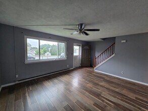 170 Roberts St in Alburtis, PA - Building Photo - Building Photo