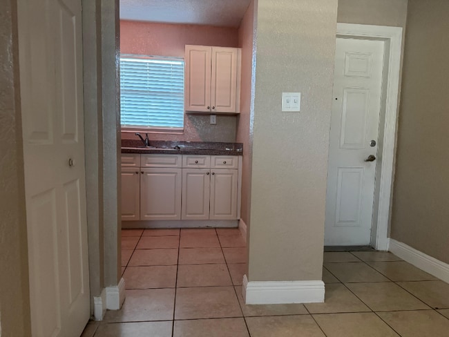 1665 17th Ave N in St. Petersburg, FL - Building Photo - Building Photo