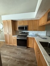 4718 SW 12th Pl in Cape Coral, FL - Building Photo - Building Photo