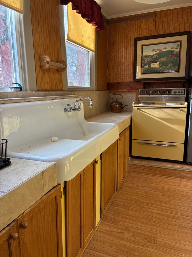 property at 424 W Market St