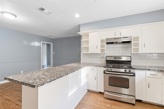 property at 10502 Royal Oaks Dr