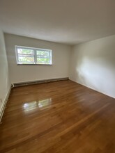 260 Mt Auburn St, Unit 2E in Watertown, MA - Building Photo - Building Photo