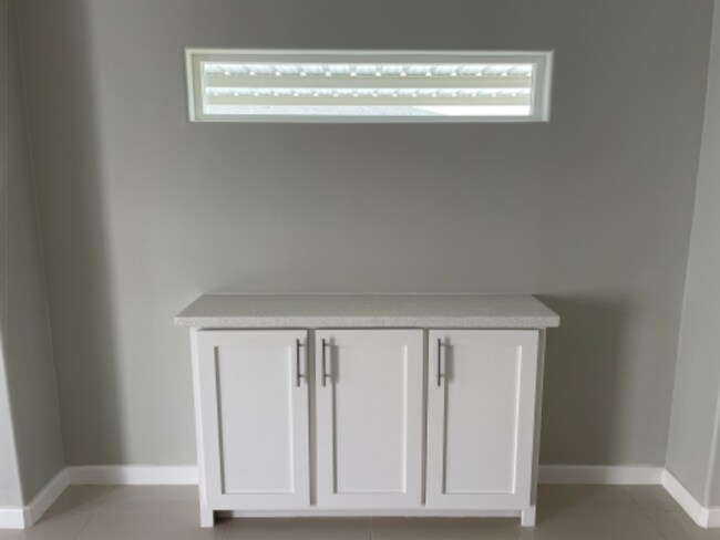 2507 N Vineyard Ave in Edinburg, TX - Foto de edificio - Building Photo