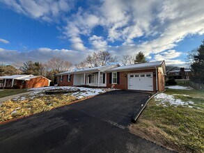 136 Grimes St in Roanoke, VA - Building Photo - Building Photo