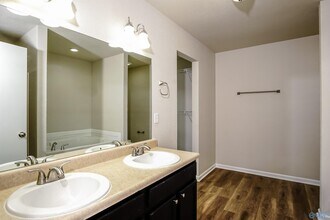 202 Valleyside Dr NE in Huntsville, AL - Building Photo - Building Photo