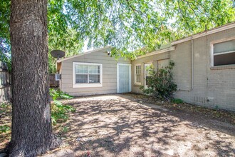 2429 27th St in Lubbock, TX - Building Photo - Building Photo