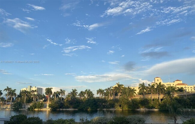 property at 701 Hollywood Blvd