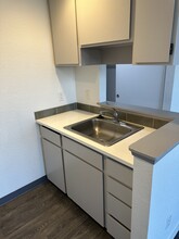 922 S 3rd St, Unit #4 in Renton, WA - Building Photo - Building Photo