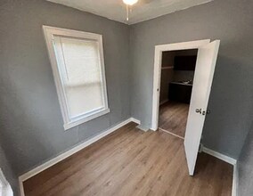 8601 S Kingston Ave in Chicago, IL - Building Photo - Building Photo