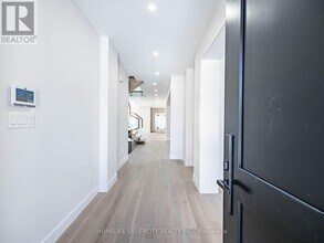 1078 Cherriebell Rd in Mississauga, ON - Building Photo - Building Photo