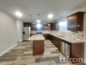 1167 Eagles Nest Ln in Clarksville, TN - Building Photo - Building Photo