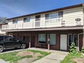 561 N Water Ave, Unit 2