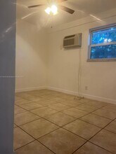 1124 NW 2nd St in Fort Lauderdale, FL - Building Photo - Building Photo