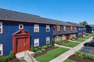 Spanish Oaks in Indianapolis, IN - Building Photo