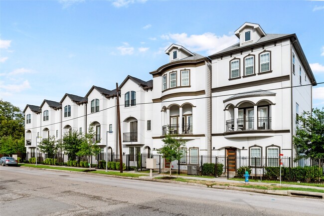 211 Milby St in Houston, TX - Building Photo - Building Photo