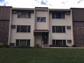 1212 2nd St NE in St. Cloud, MN - Building Photo