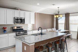 5813 Casstello Dr in Round Rock, TX - Building Photo - Building Photo