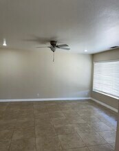 7711 Arroyo Vista Ave in Rancho Cucamonga, CA - Foto de edificio - Building Photo