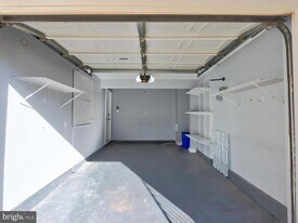 20824 Shamrock Glen Cir in Germantown, MD - Building Photo