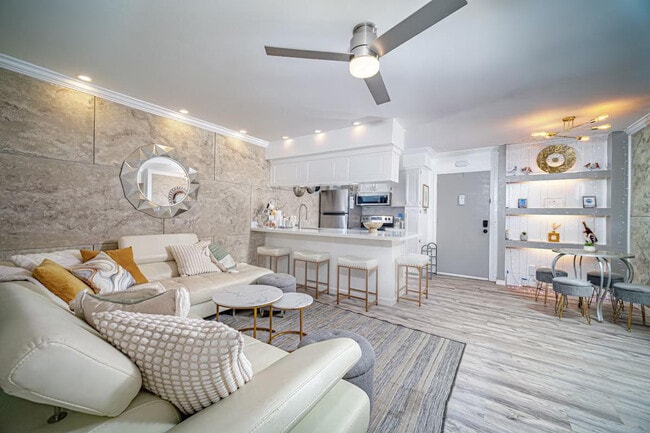 property at 910 Duncan Ln