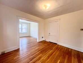 911 St Rita Ave in Clayton, MO - Building Photo - Building Photo