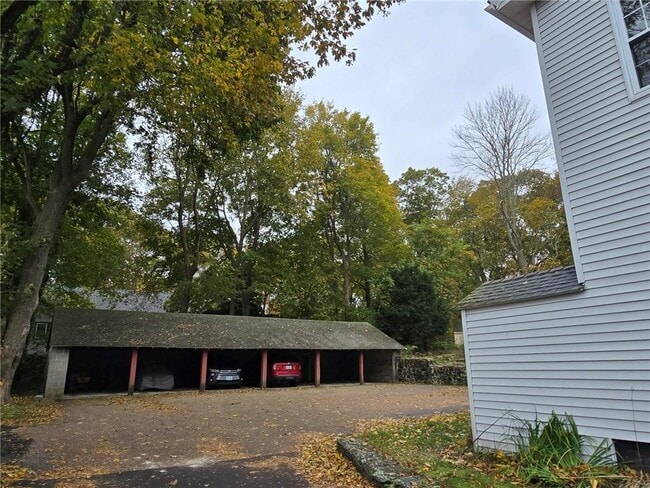 186 Beach St in North Kingstown, RI - Building Photo - Building Photo