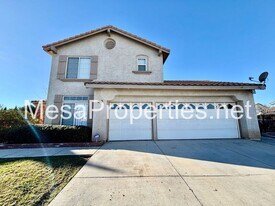12468 Redrock Ct in Victorville, CA - Building Photo