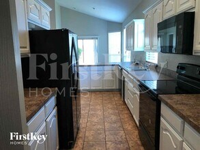 1220 Saltgrass Dr in Crowley, TX - Building Photo - Building Photo